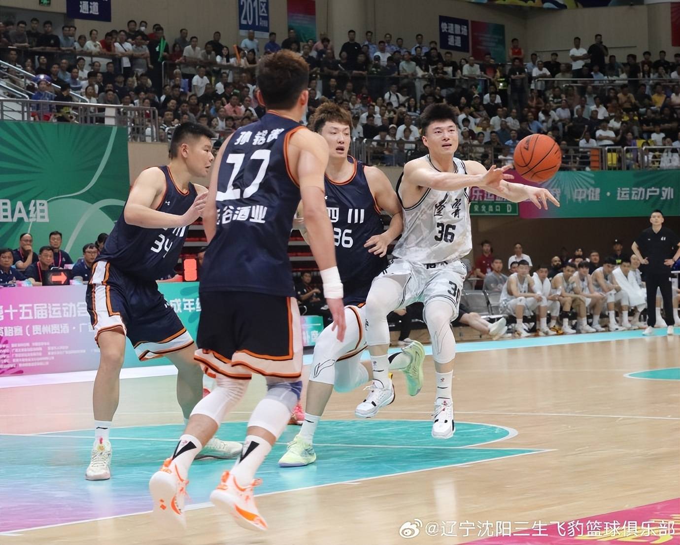 官宣！男篮2王牌锋线受伤！5人缺训，广东神射手和广厦核心或入选的简单介绍