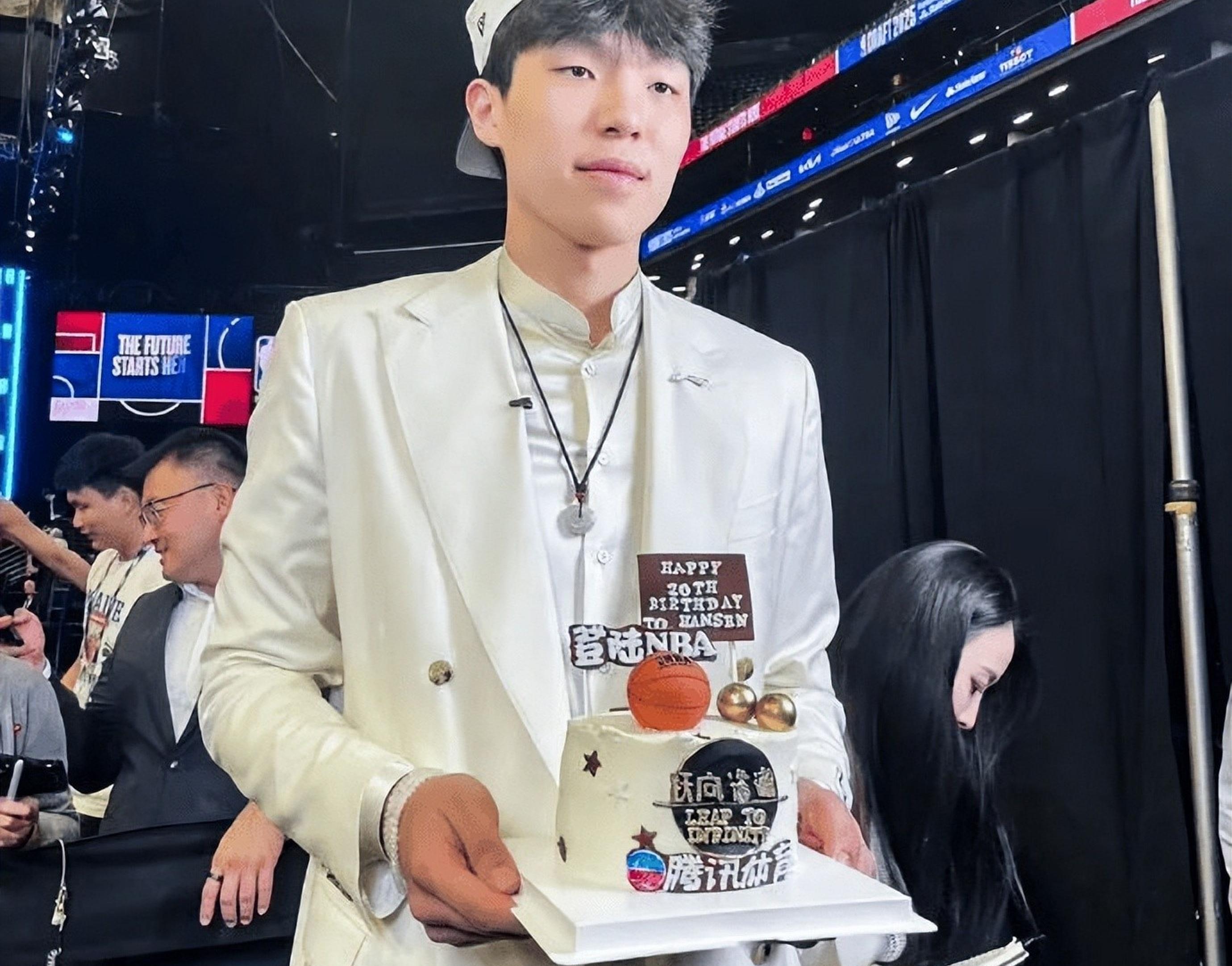 杨瀚森究竟该不该打亚洲杯？隔壁欧洲杯给出最清晰答案的简单介绍