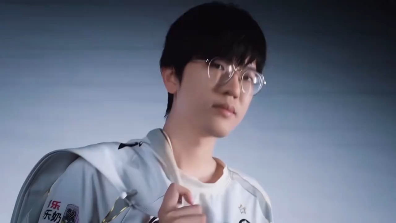 关于iG目前暂定Jiejie首发，Wei替补，后续看情况的信息