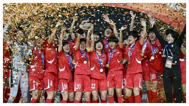 深圳女足逆袭成功!颠覆形势登顶桂冠